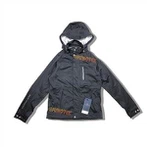 Jaqueta Softshell com costura selada